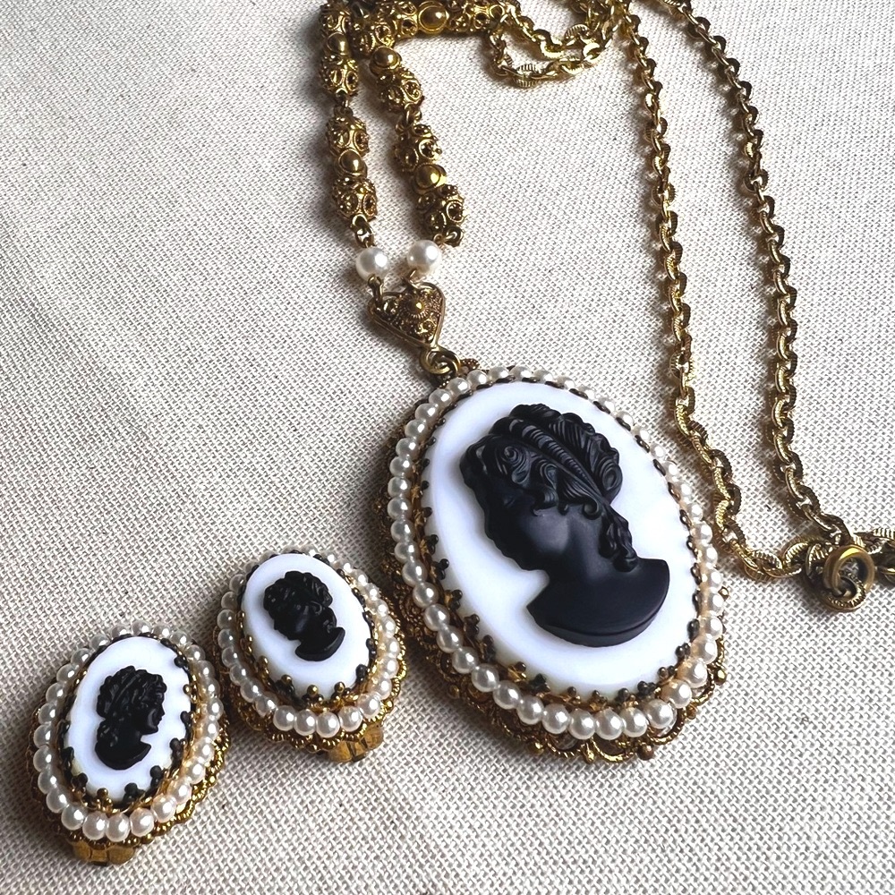 Vintage Western Germany Cameo Necklace and Earring Set - Gold and Black